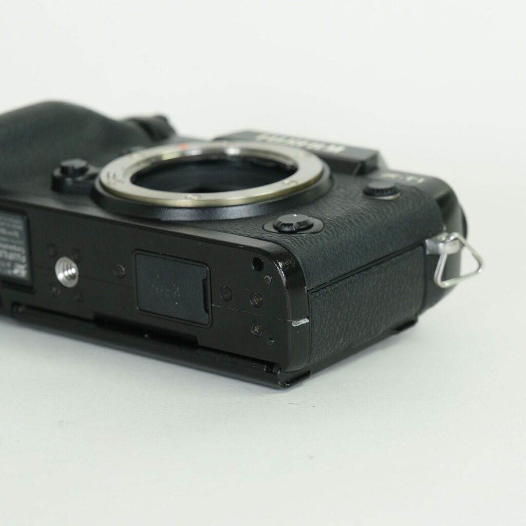 FUJIFILM X-T1