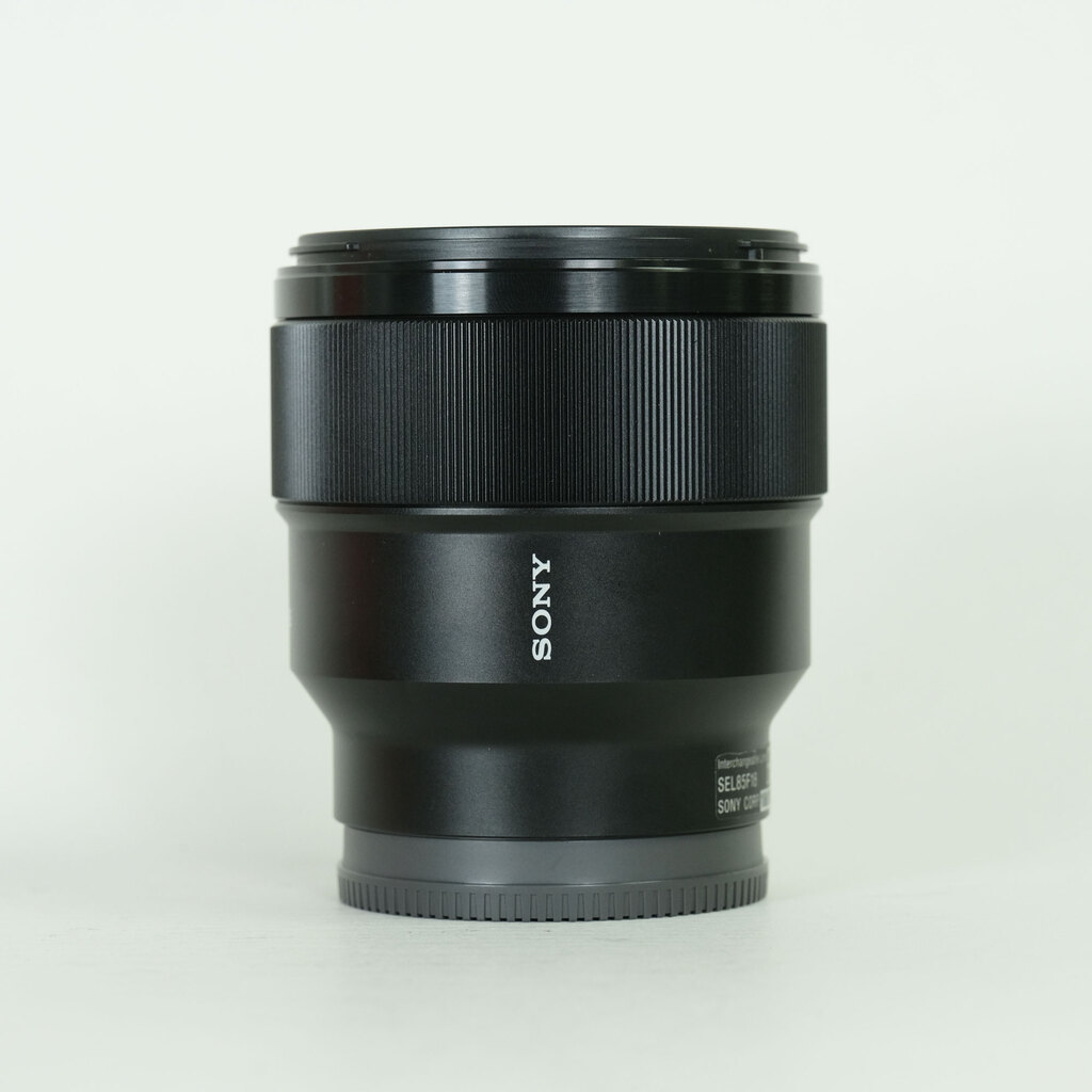SONY FE 85mm F1.8 SEL85F18 SONY FE 85mm F1.8 SEL85F18