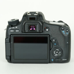Canon EOS 8000D