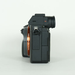 SONY α7 III（ILCE-7M3）