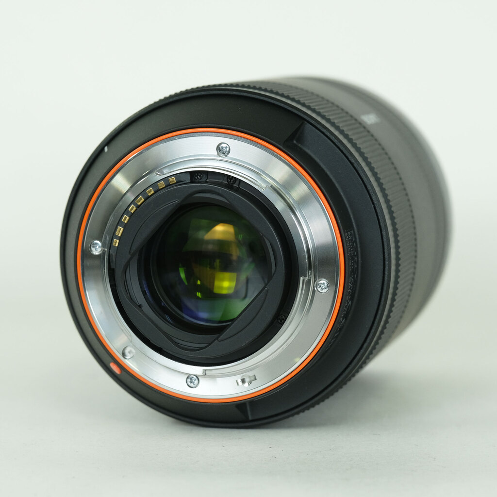 SONY Vario-Sonnar T* 24-70mm F2.8 ZA SSMII SAL2470Z2