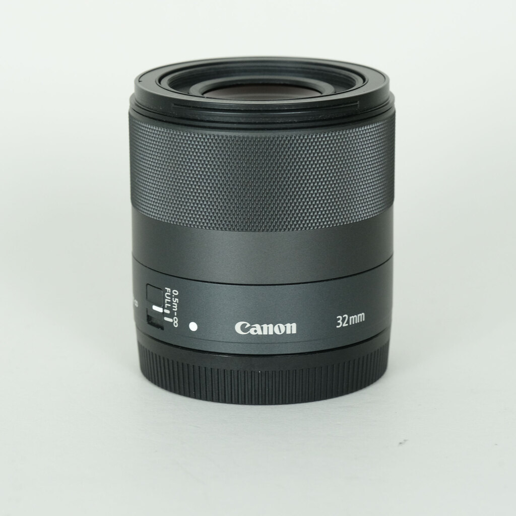 Canon EF-M32mm F1.4 STMの出品 | ONE SCENE（ワンシーン）