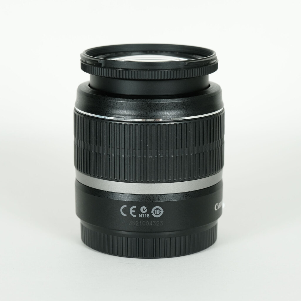 Canon EF-S18-55mm F3.5-5.6 IS