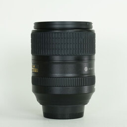 Nikon AF-S DX NIKKOR 18-300mm f/3.5-6.3G ED VR Nikon AF-S DX NIKKOR 18-300mm f/3.5-6.3G ED VR