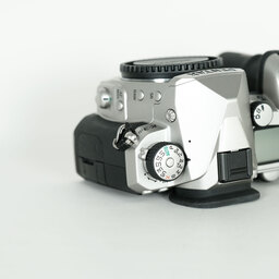 PENTAX K-3 Mark III ボディ シルバー