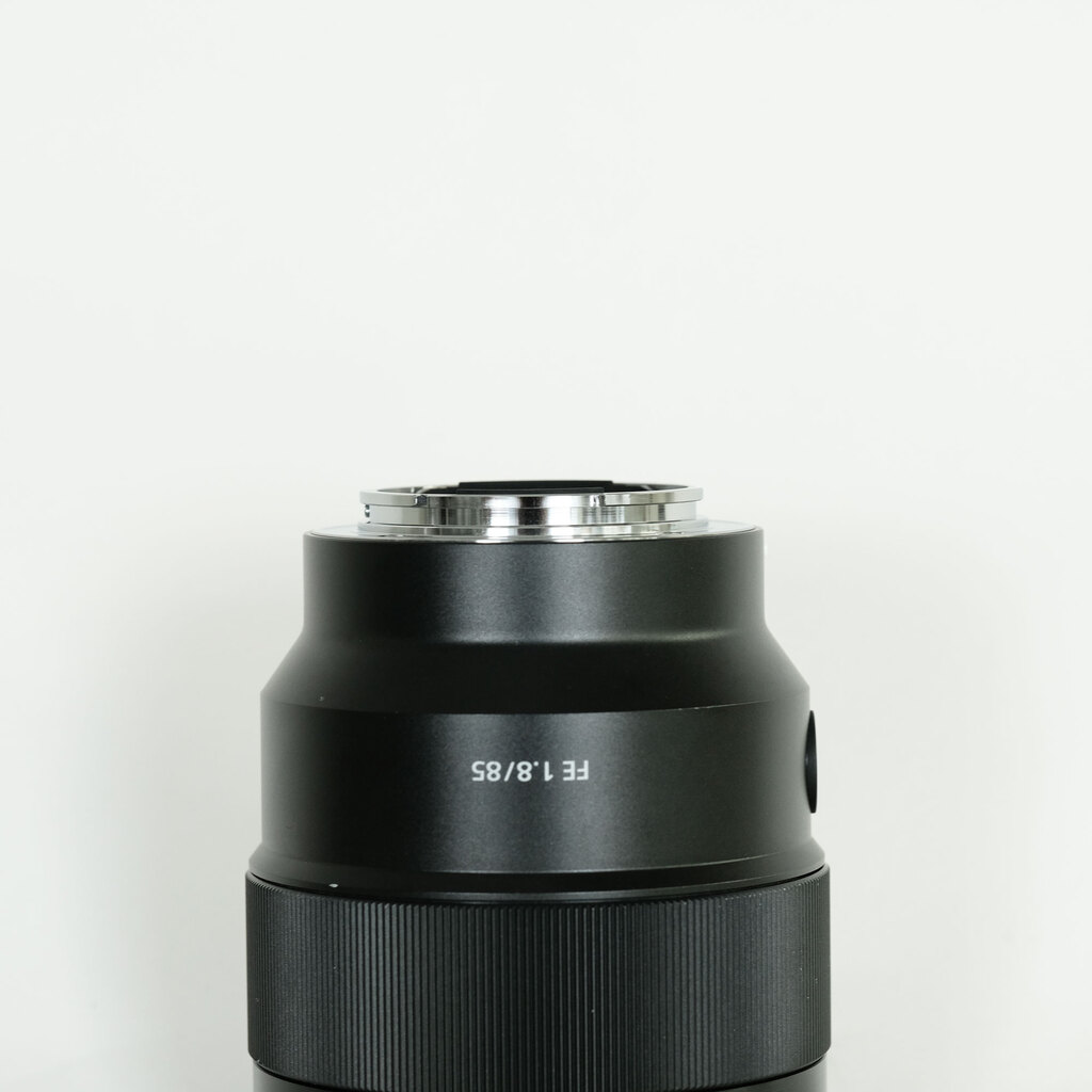 SONY FE 85mm F1.8 SEL85F18