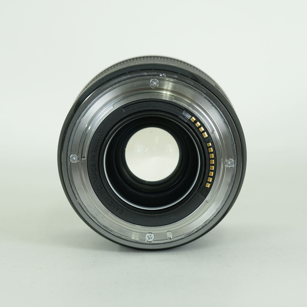 Canon RF35mm F1.8 MACRO IS STM