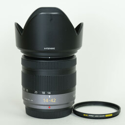Panasonic LUMIX G 14-42mm F3.5-5.6 ASPH. MEGA O.I.S. H-FS014042