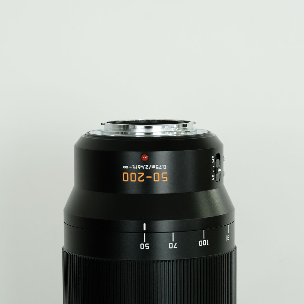 Panasonic LEICA DG VARIO-ELMARIT 50-200mm / F2.8-4.0 ASPH. / POWER O.I.S.