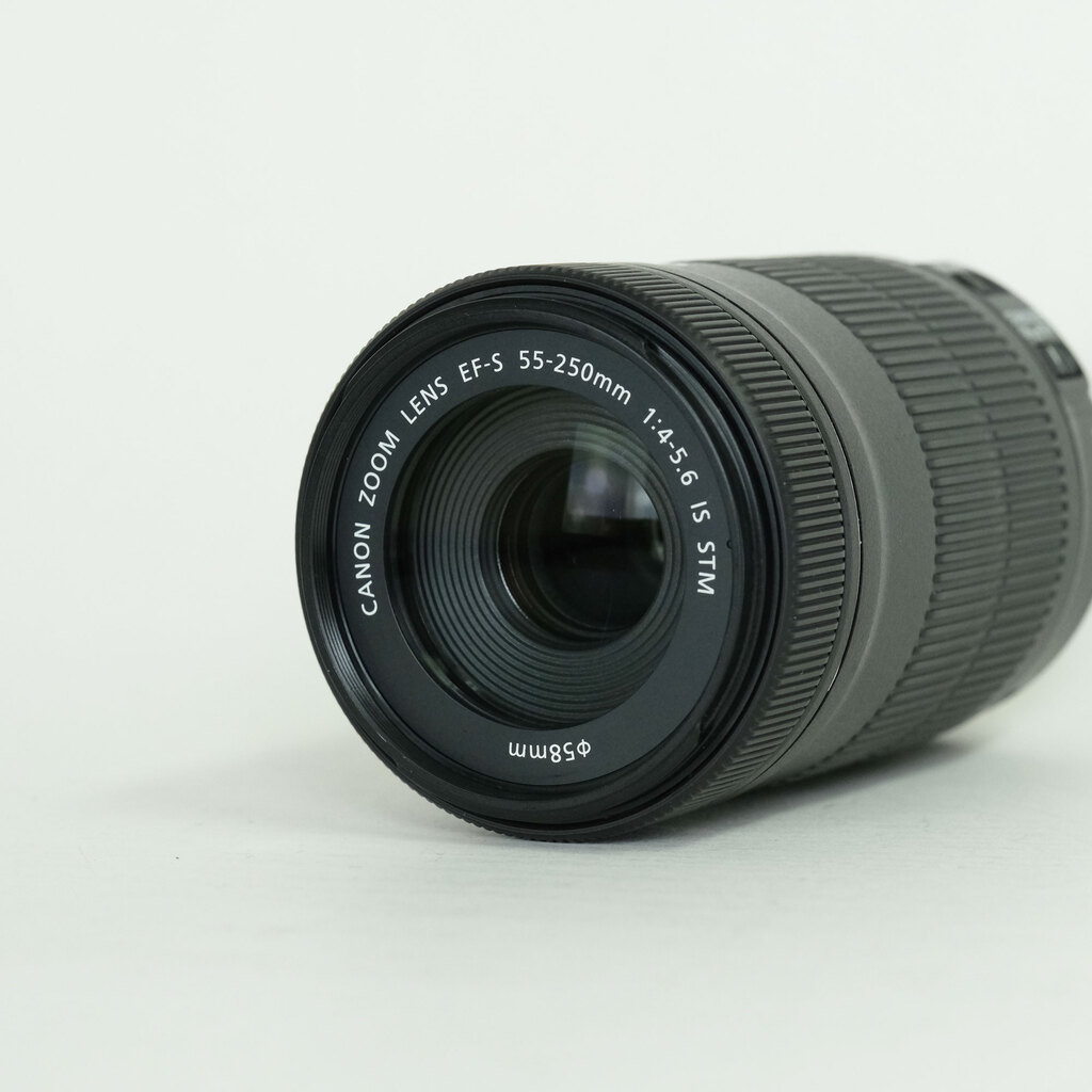 Canon EF-S55-250mm F4-5.6 IS STM