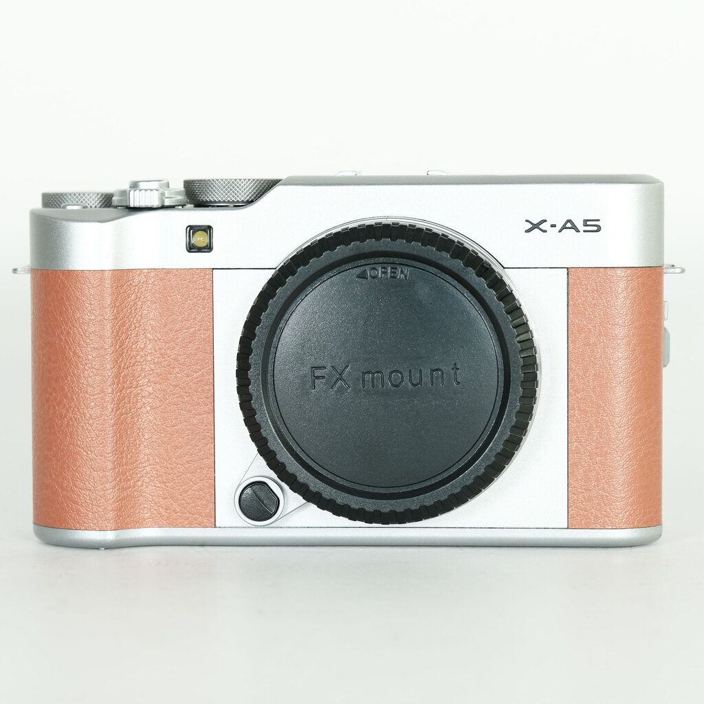 FUJIFILM X-A5 ボディ ブラウン