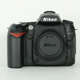 Nikon D90 ボディ