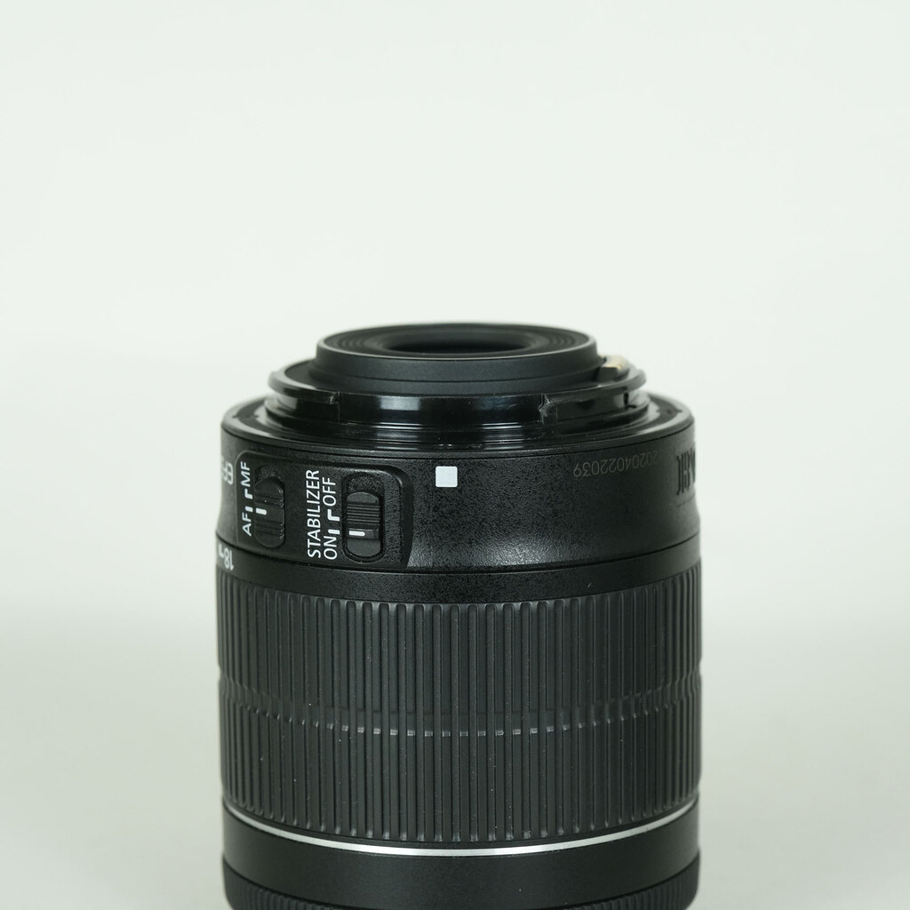 Canon EF-S18-55mm F3.5-5.6 IS STM