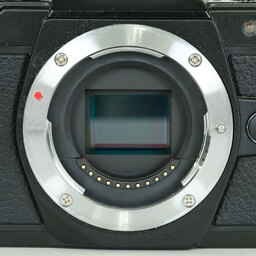 OLYMPUS OM-D E-M10 Mark II OLYMPUS OM-D E-M10 Mark II