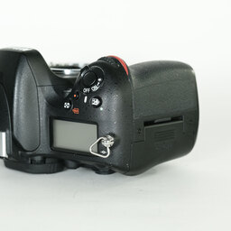 Nikon D610