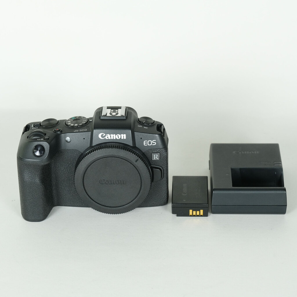 Canon EOS RP [�{�f�B]