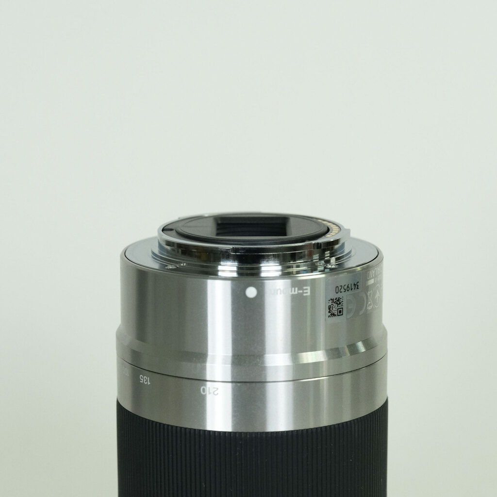 SONY E 55-210mm F4.5-6.3 OSS SEL55210