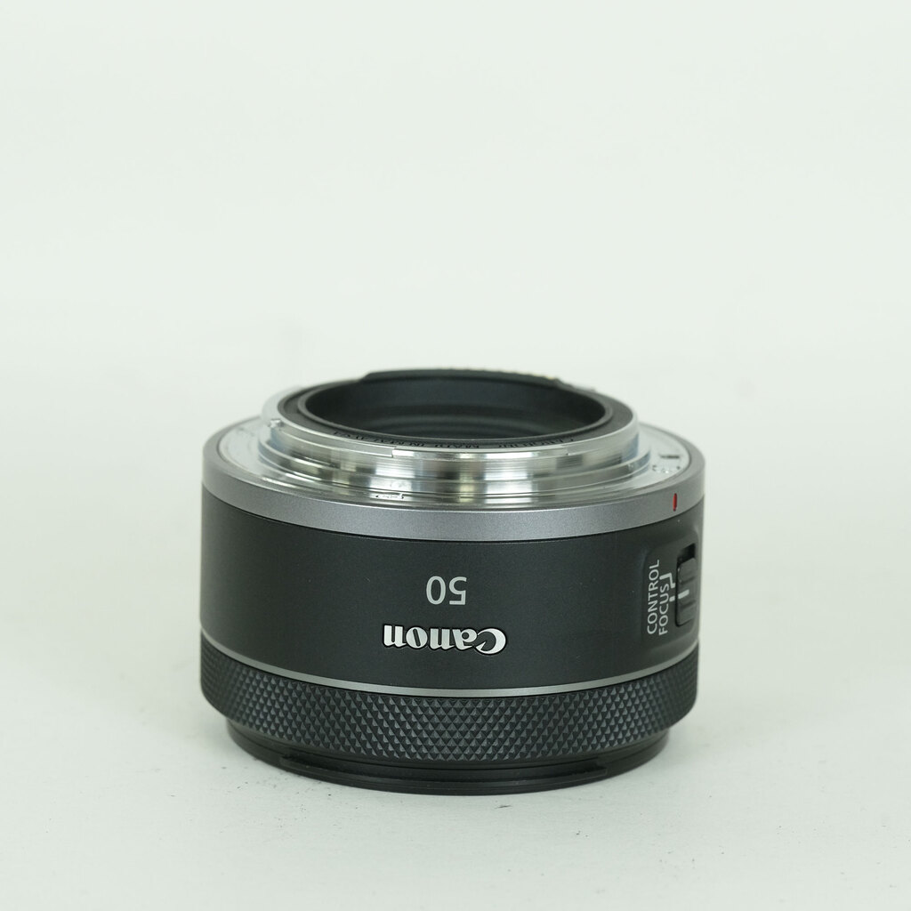 Canon RF50mm F1.8 STM