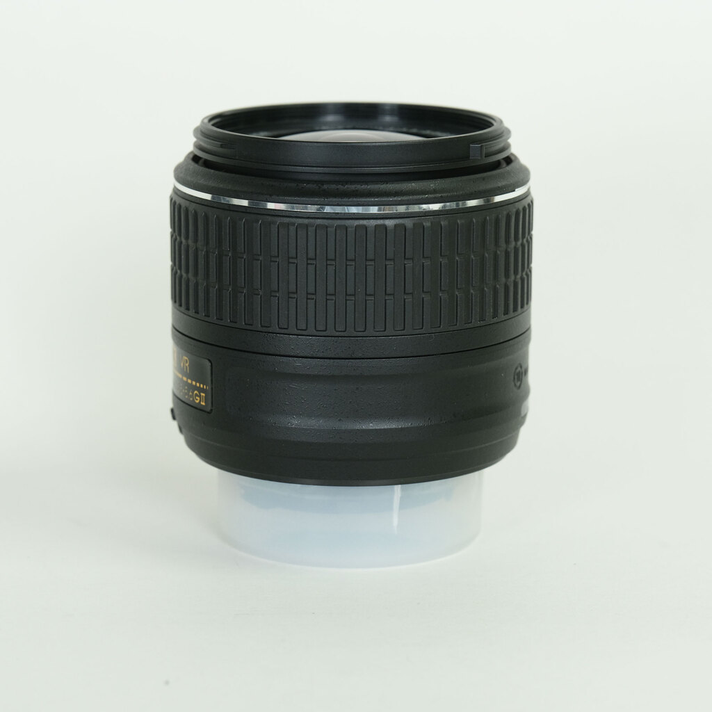 Nikon AF-S DX NIKKOR 18-55mm f3.5-5.6G VR II