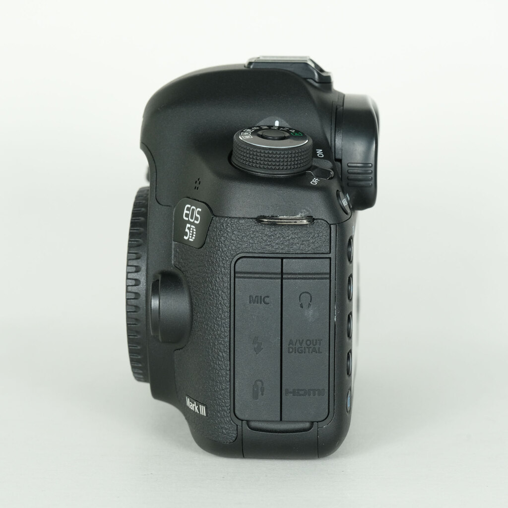 Canon EOS 5D Mark III