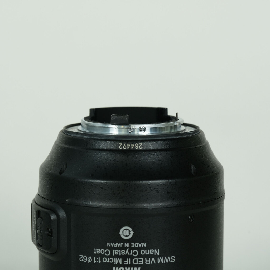 Nikon AF-S VR Micro-Nikkor 105mm f/2.8G IF-ED