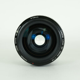 Canon EF28mm F1.8 USM Canon EF28mm F1.8 USM