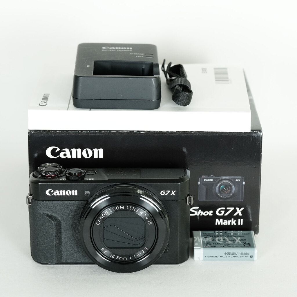 Canon PowerShot G7X Mark II