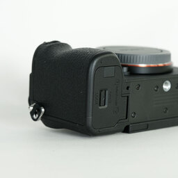 SONY α7C II（ILCE-7CM2）