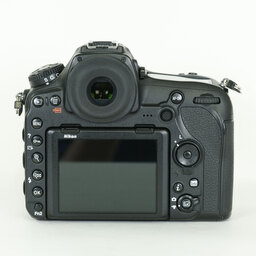 Nikon D850