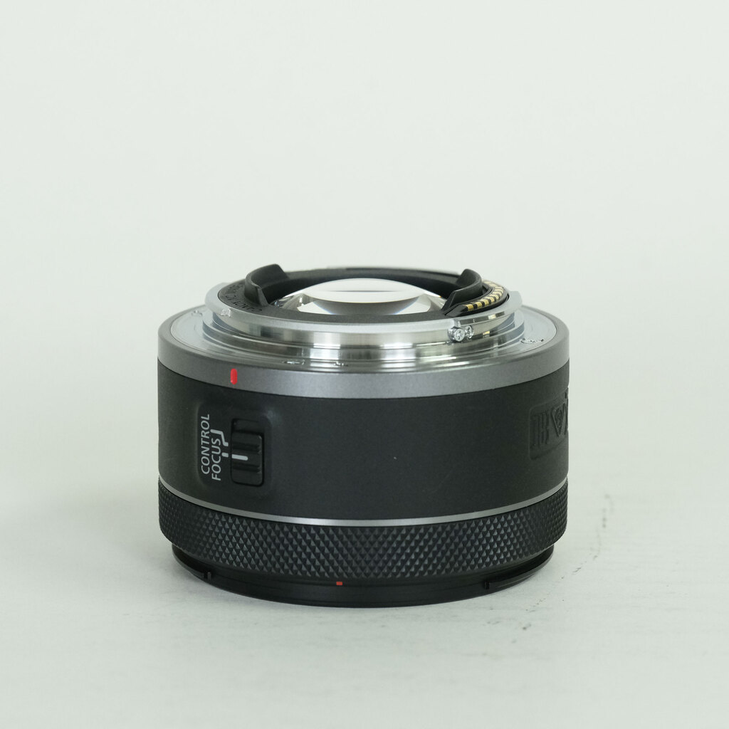 Canon RF16mm F2.8 STM