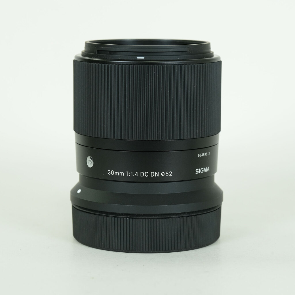 SIGMA 30mm F1.4 DC DN｜Contemporary [キヤノンRF用]