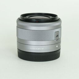 Canon EF-M15-45mm F3.5-6.3 IS STM