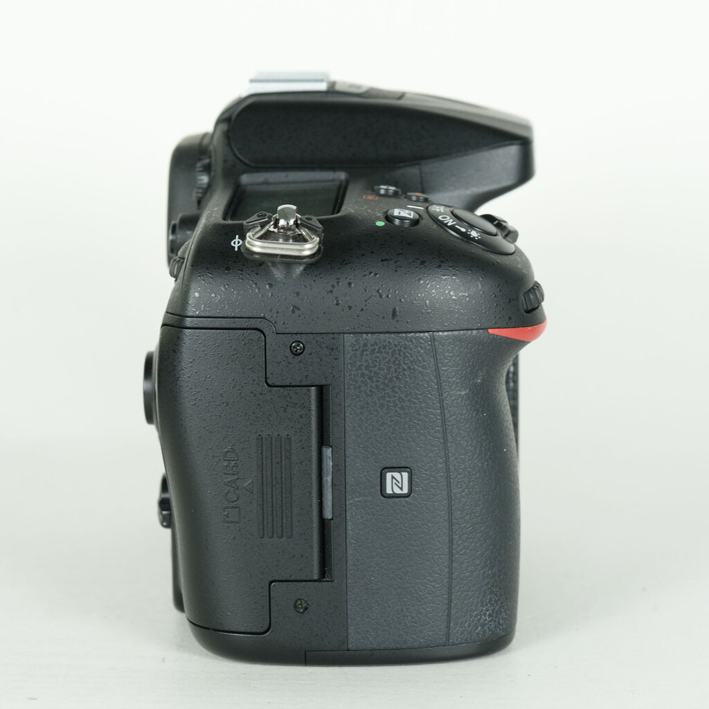 Nikon D7200