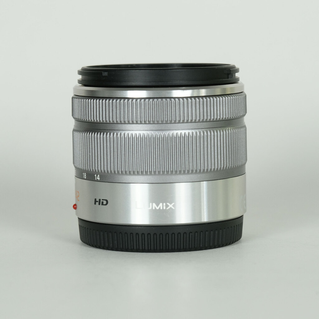 Panasonic LUMIX G VARIO 14-42mm F3.5-5.6 ASPH./MEGA O.I.S.