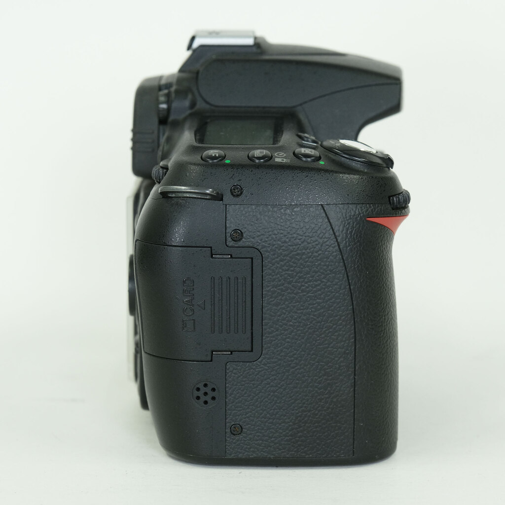 Nikon D90 ボディ