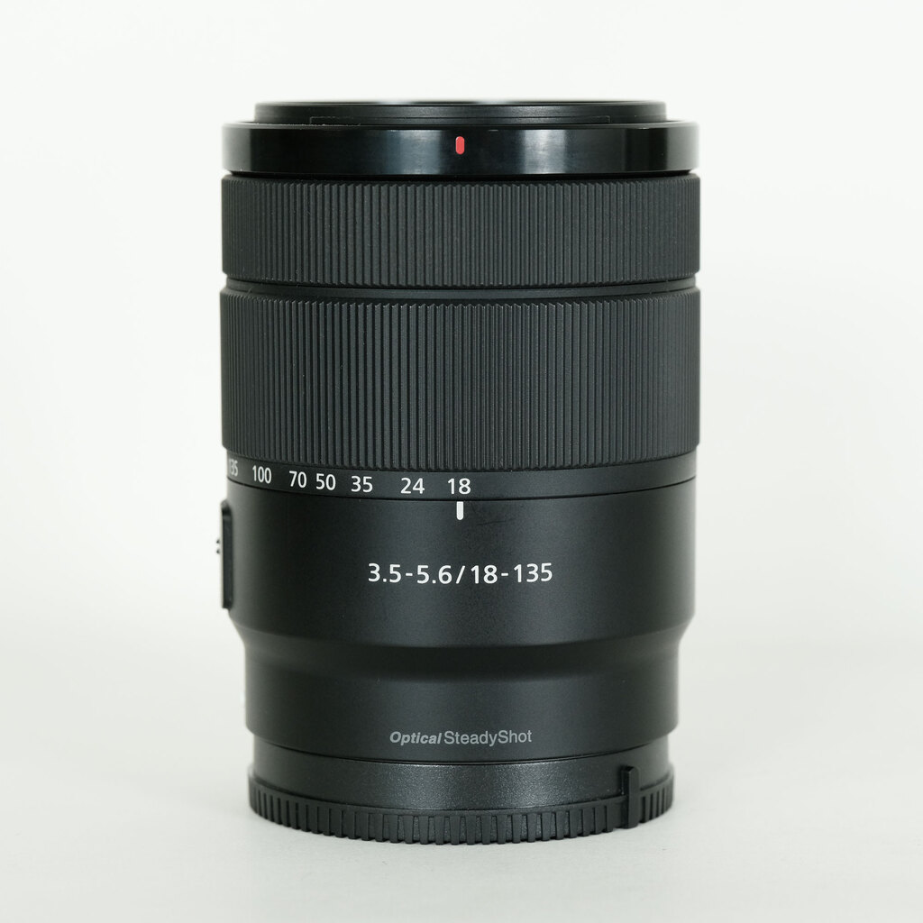 SONY E 18-135mm F3.5-5.6 OSS SEL18135