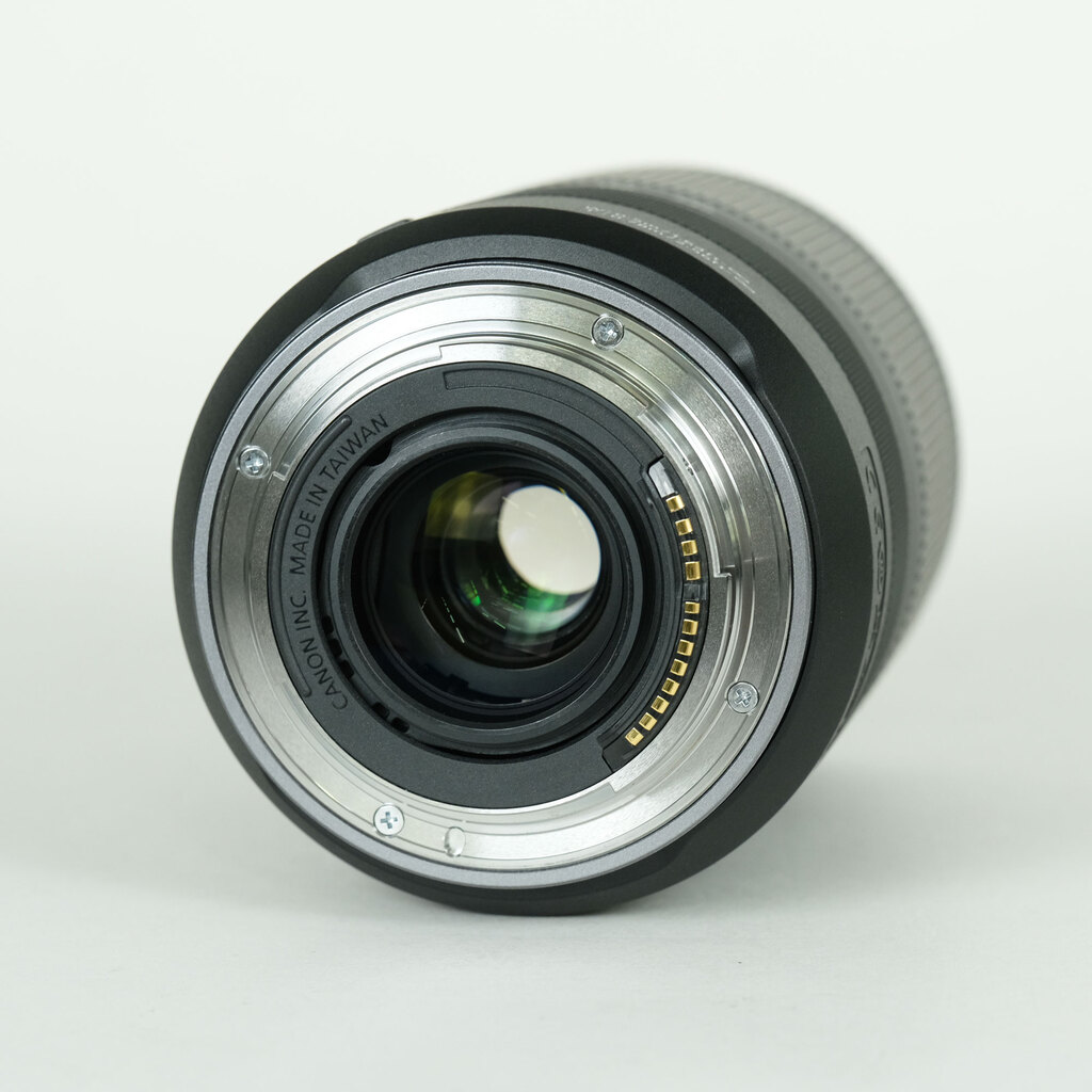 Canon RF24-240mm F4-6.3 IS USM Canon RF24-240mm F4-6.3 IS USM