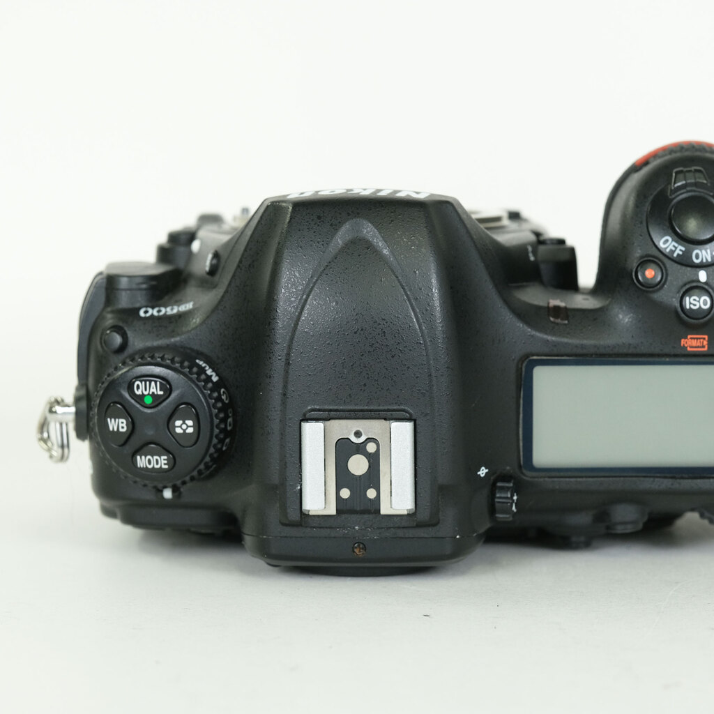 Nikon D500