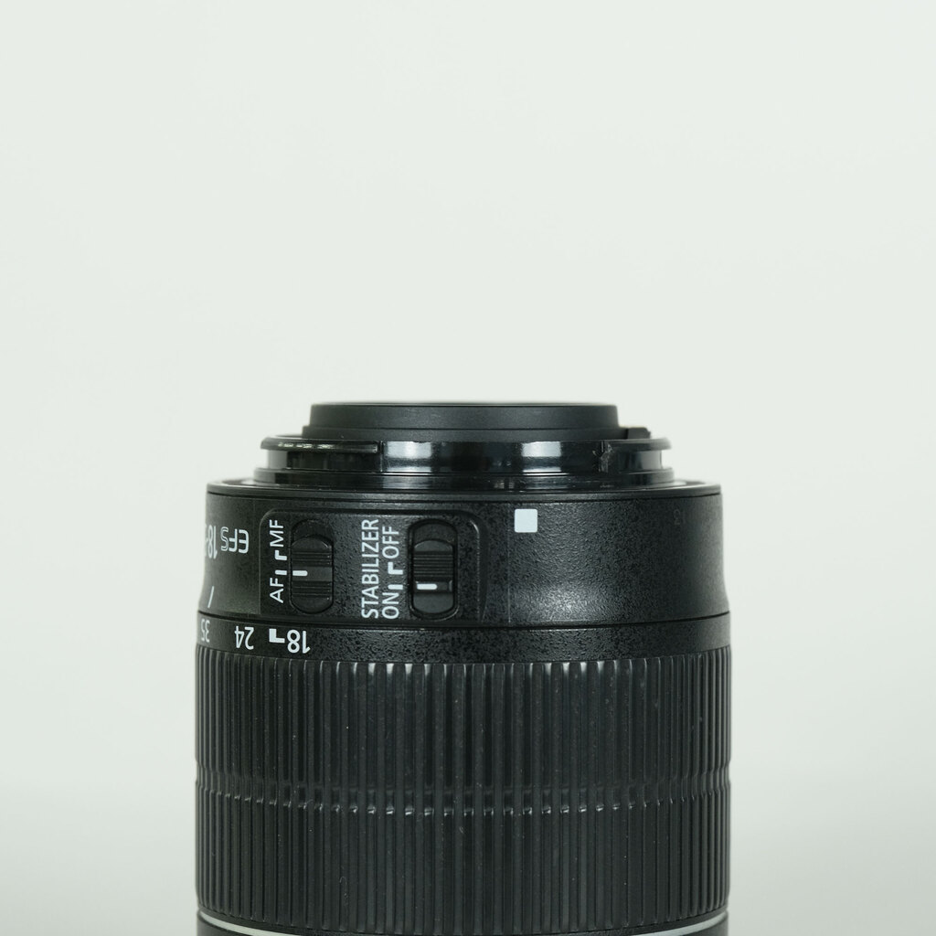 Canon EF-S18-55mm F3.5-5.6 IS STMの出品 | ONE SCENE（ワンシーン）