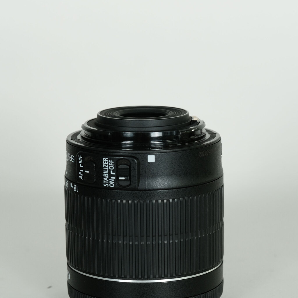 Canon EF-S18-55mm F3.5-5.6 IS STM