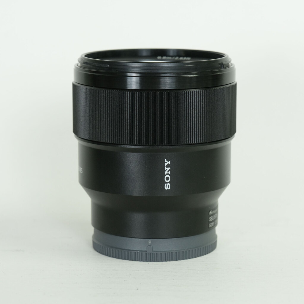 SONY FE 85mm F1.8 SEL85F18
