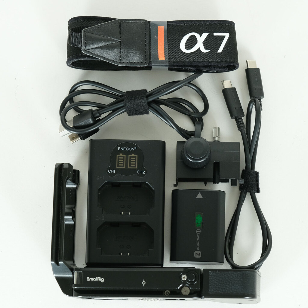 SONY α7R III(ILCE-7RM3) SONY α7R III(ILCE-7RM3)