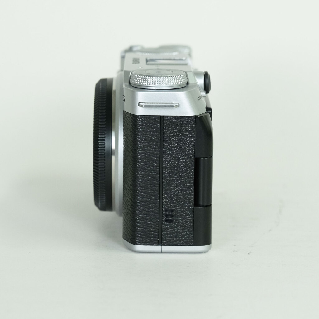 FUJIFILM X-M5 FUJIFILM X-M5