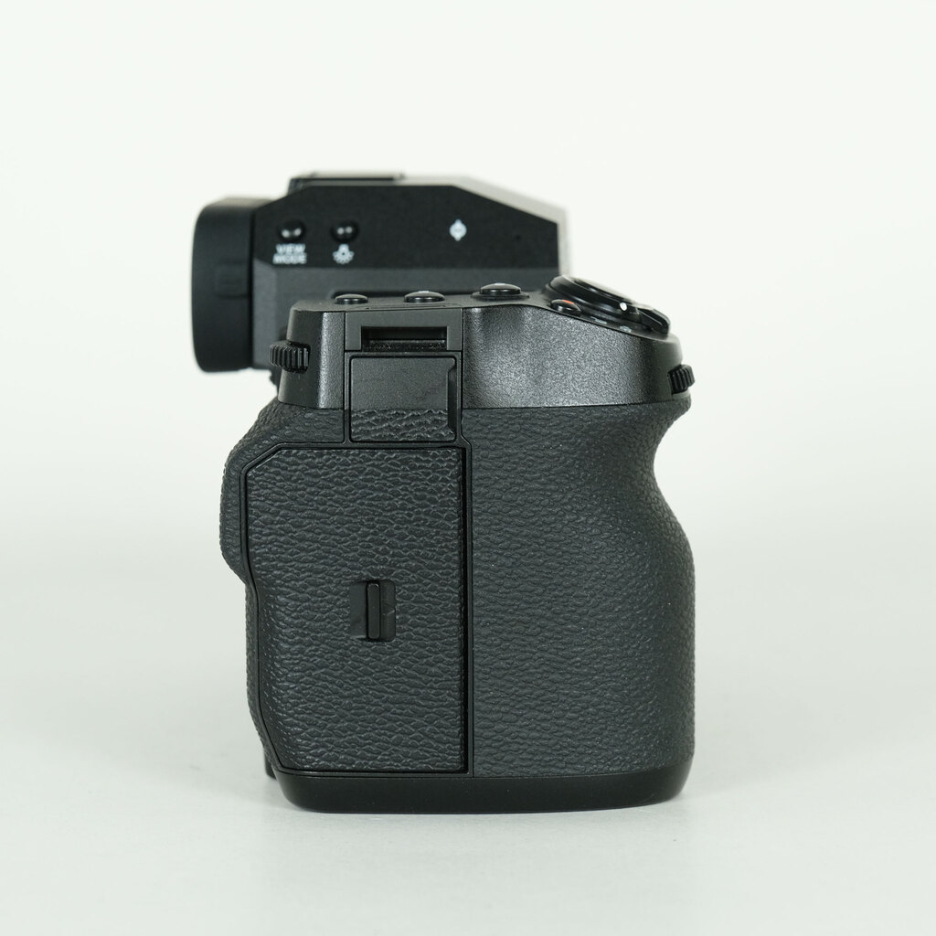 FUJIFILM X-H2の出品 | ONE SCENE（ワンシーン）