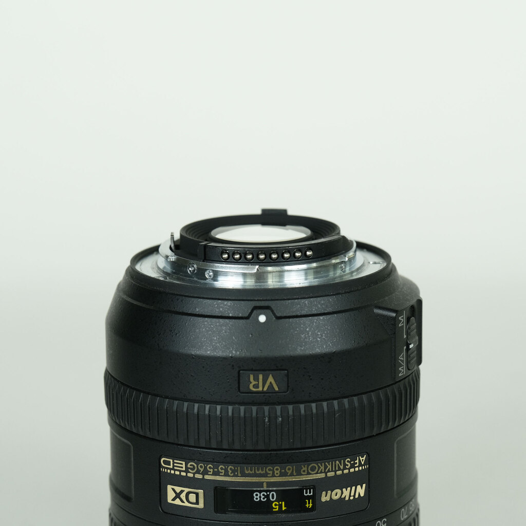 Nikon AF-S DX NIKKOR 16-85mm F3.5-5.6G ED VRの出品 | ONE SCENE