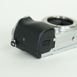 SONY α6400(ILCE-6400) SONY α6400(ILCE-6400)