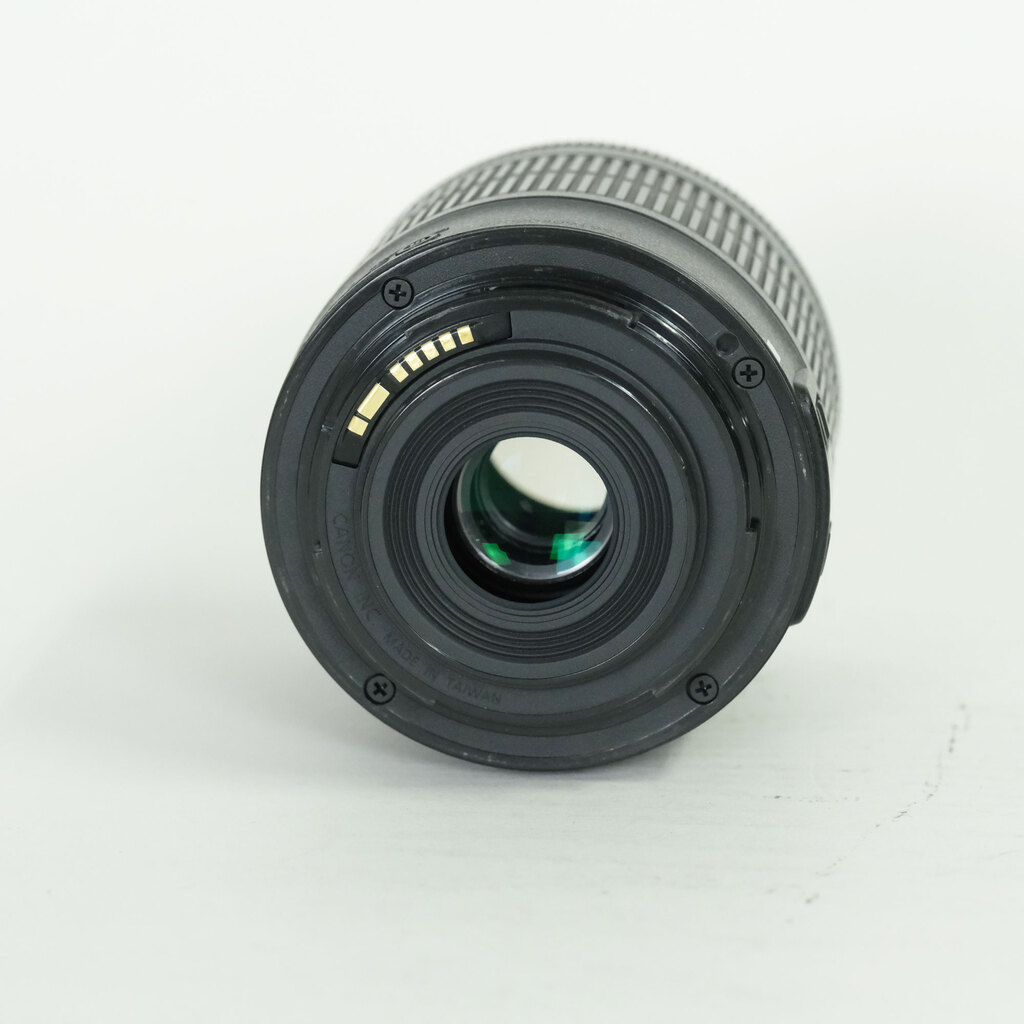 Canon EF-S18-55mm F3.5-5.6 IS STM