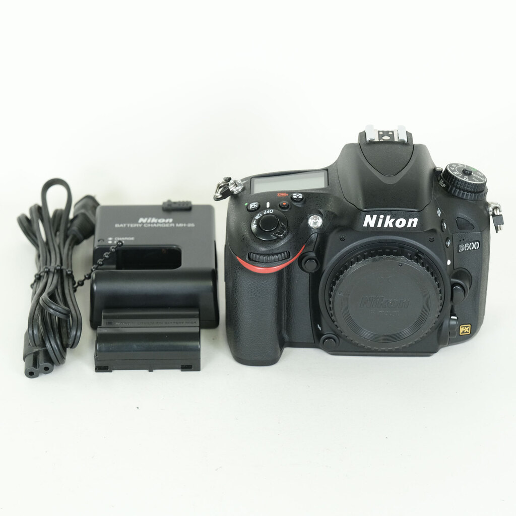 Nikon D600