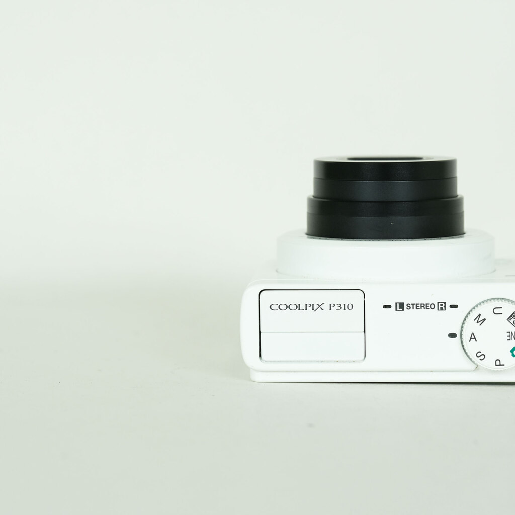 Nikon COOLPIX P310 ホワイト