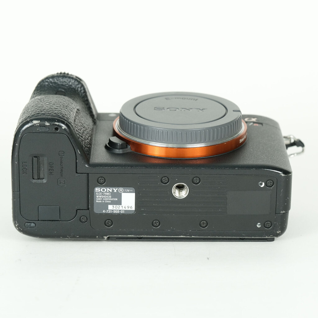 SONY α7R III(ILCE-7RM3) SONY α7R III(ILCE-7RM3)